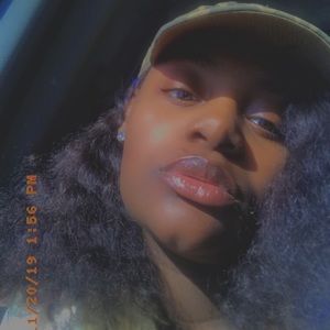 Meet your Posher, Myricka